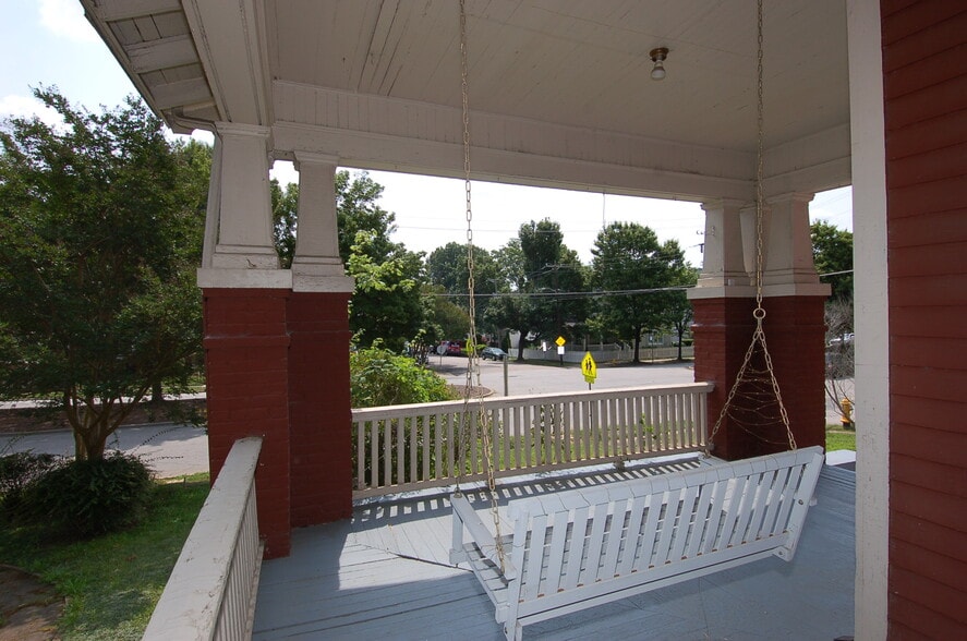 Building Photo - 801 Glenwood Ave
