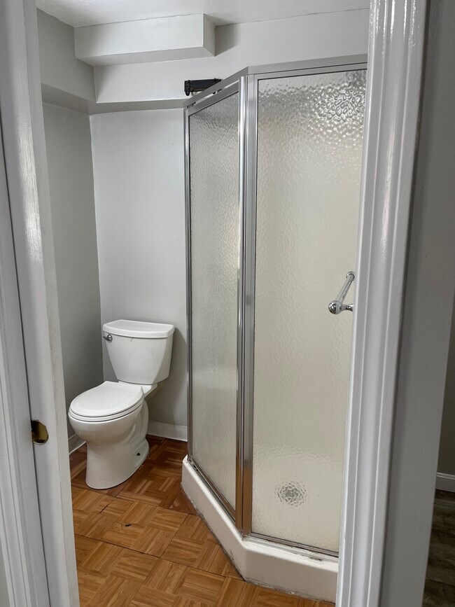 Building Photo - 838 Beacon St