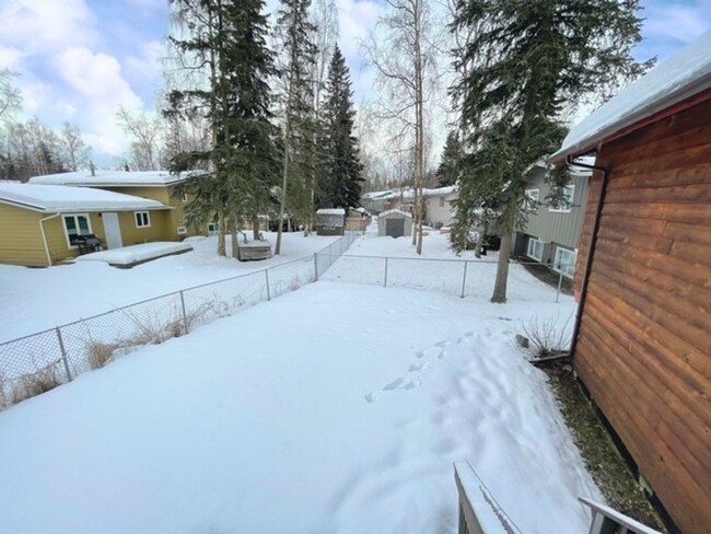 Building Photo - East Anchorage Four Bedroom Home with Bonu...