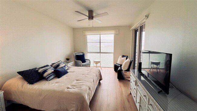 Building Photo - 4981 Bacopa Ln S