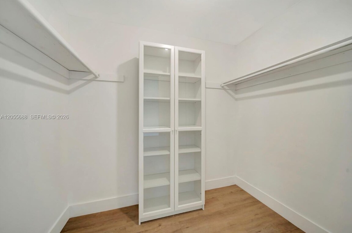 Building Photo - 8769 SW 137th Ave