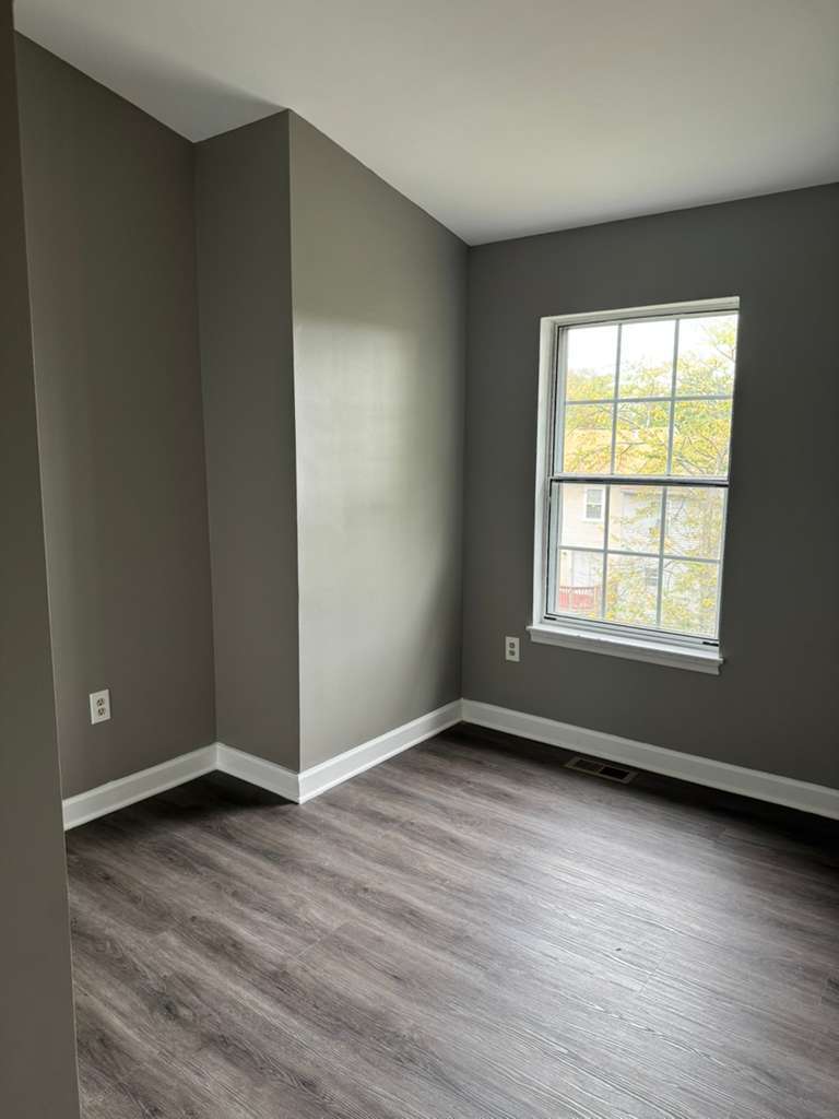 Building Photo - 10734 Castleton Way