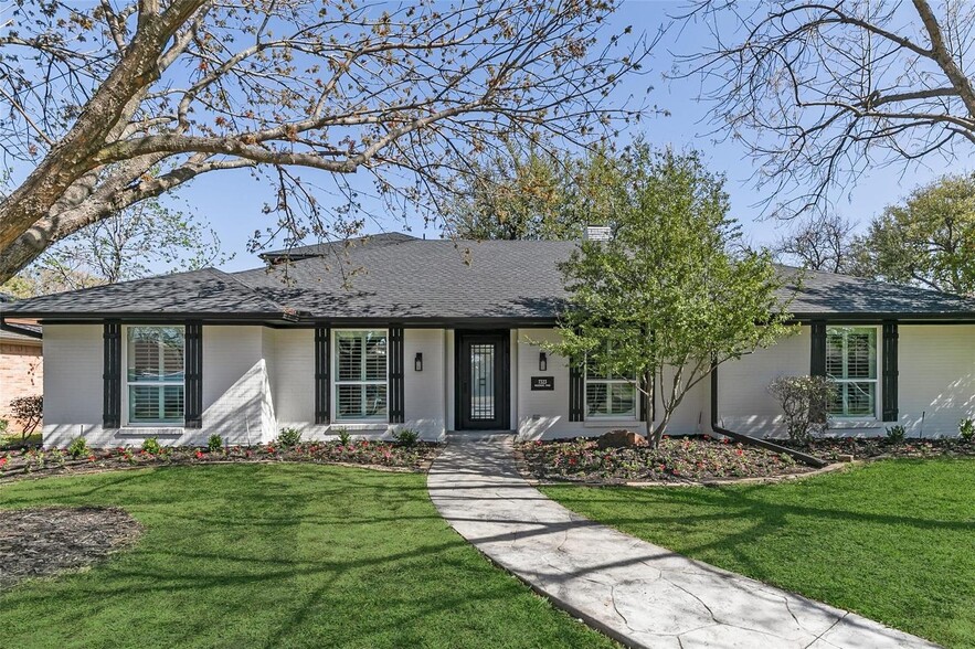 Primary Photo - Charming Prestonwood home with peaceful backyard oasis