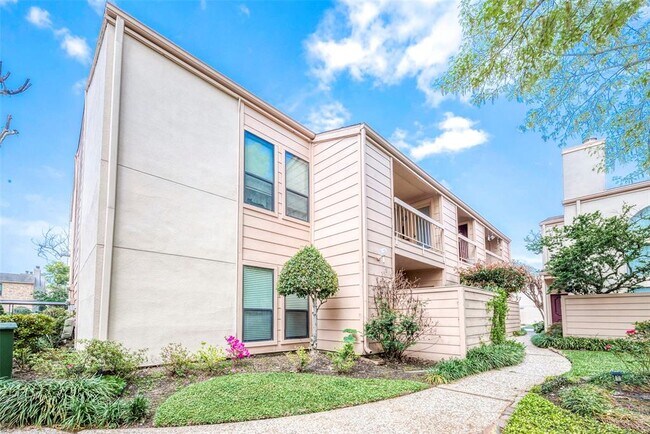 Building Photo - 2125 Augusta Dr