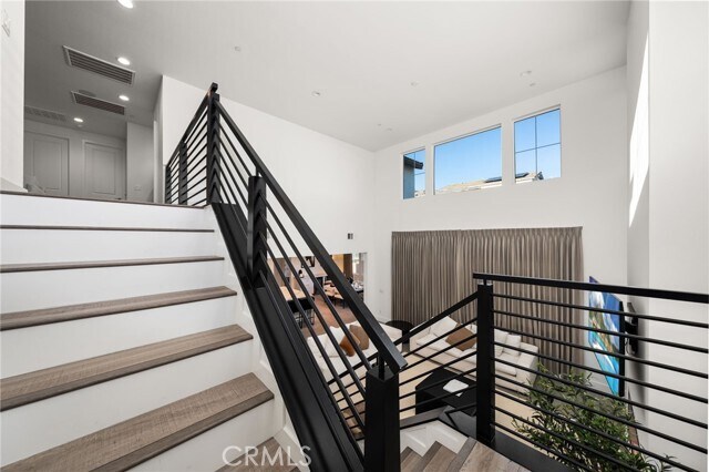 Building Photo - 11401 W Serrano Sq