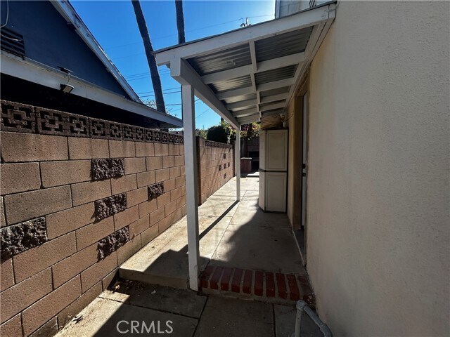 Building Photo - 7845 Sedan Ave