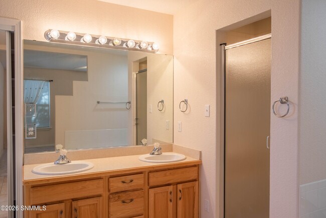 Building Photo - 3916 Tiger Woods Dr