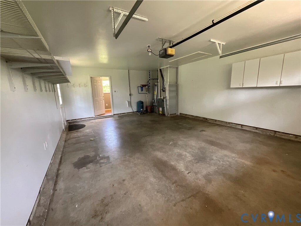 Building Photo - 17220 Royalton Rd