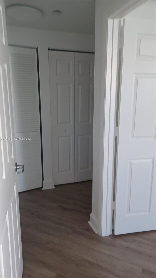 Building Photo - 510 NW 84th Ave