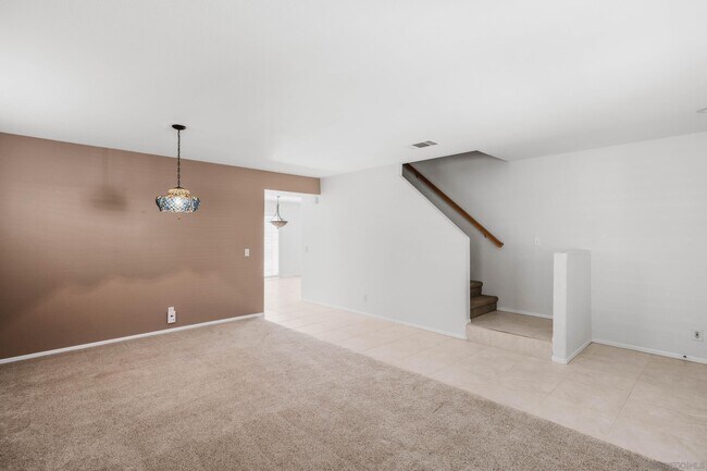 Building Photo - 42028 Pine Needle St