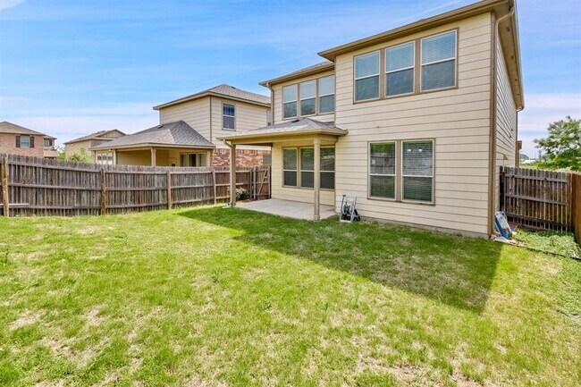 Building Photo - 16324 Copper Ellis Trace