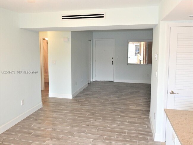 Building Photo - 8401 SW 107th Ave