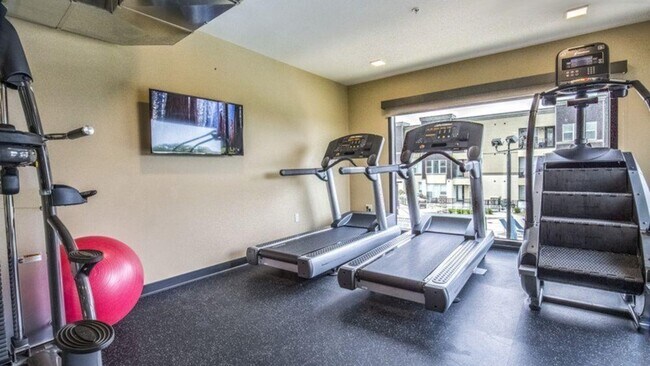 Building Photo - 12831 Daylight Dr