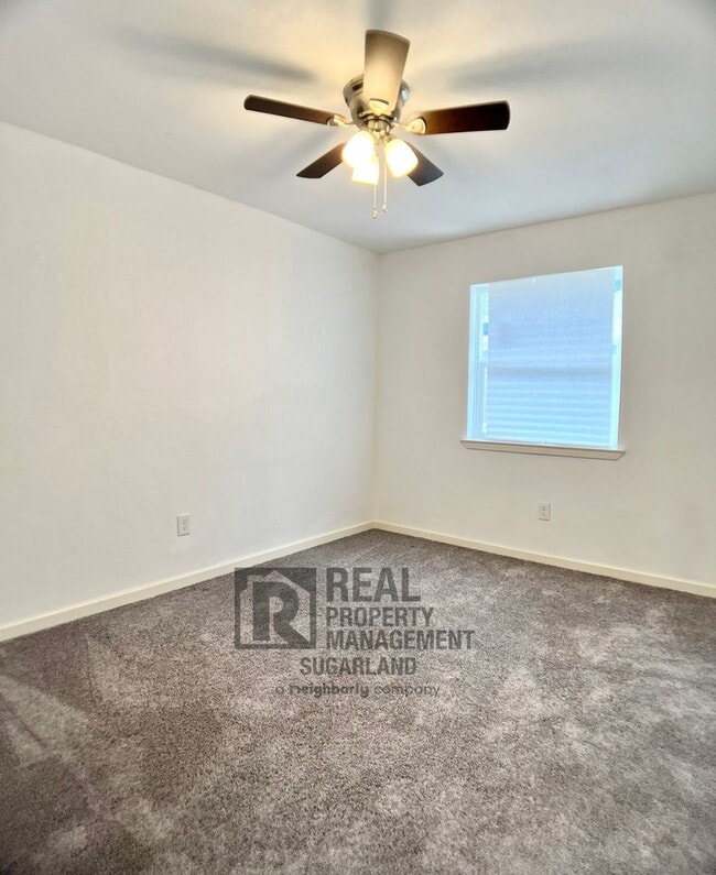 Building Photo - Gorgeous One Story Home in Sugar Land, TX