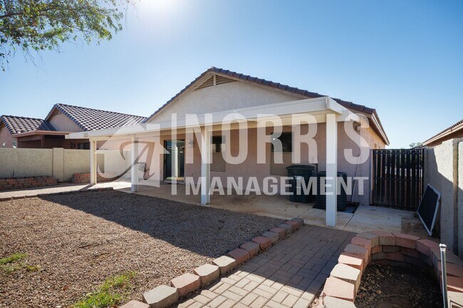 Building Photo - Great Home in a Great Location