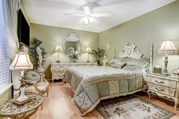 Building Photo - 12975 Wirevine Ln