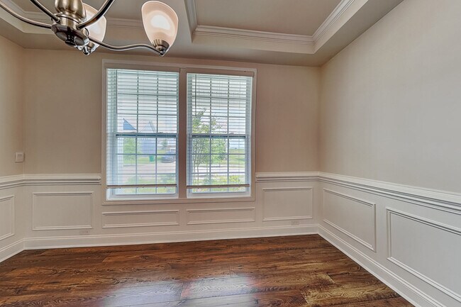 Building Photo - 5301 Ennisworth Ln