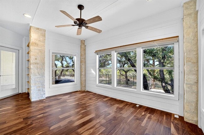 Building Photo - 116 Grey Fox Ln