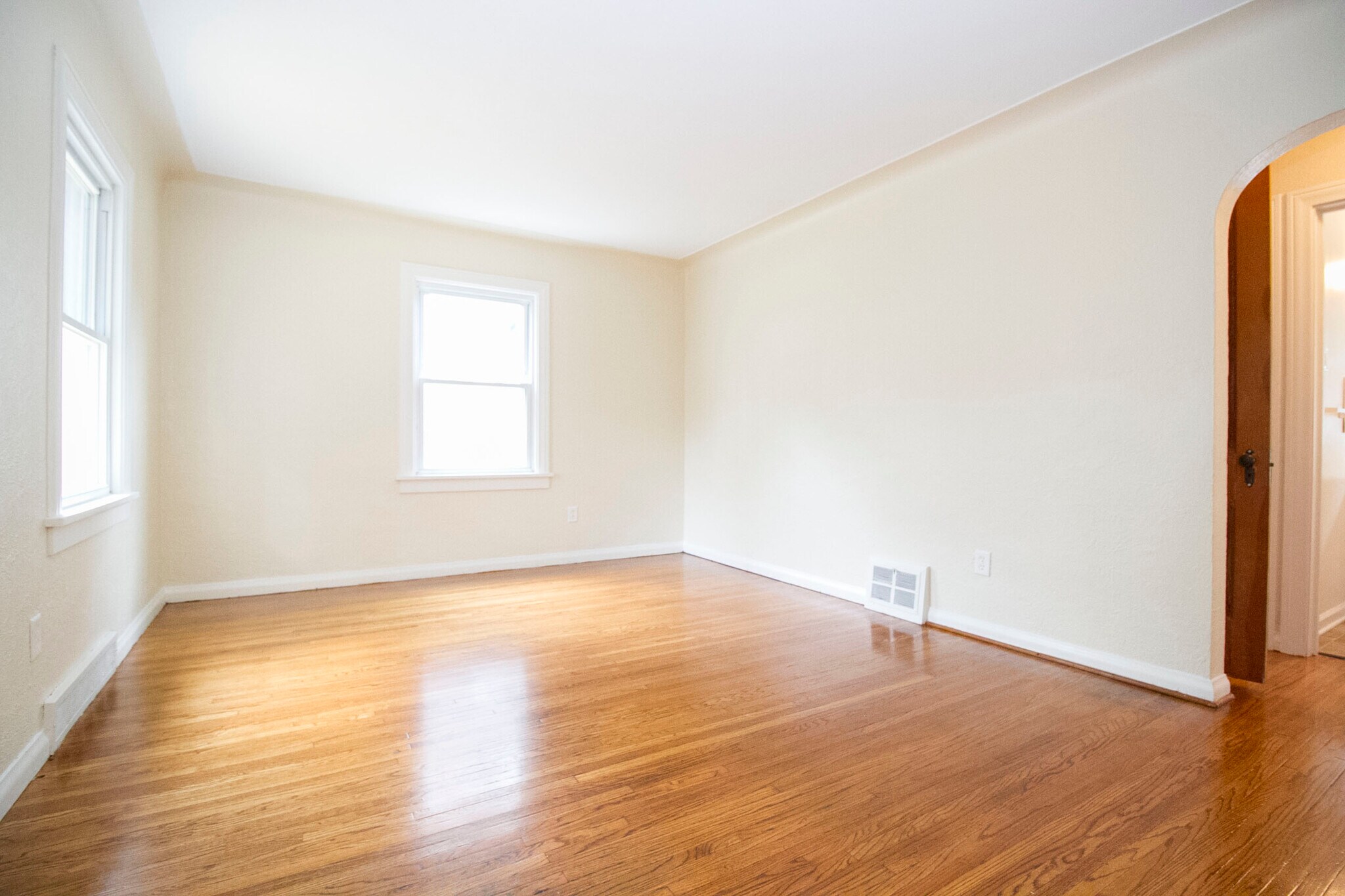 Building Photo - 2016 Balkan Pl