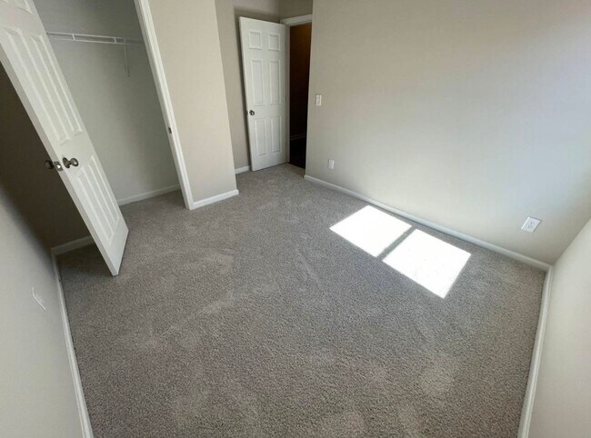 Building Photo - 2135 Twisted Cedar Ct