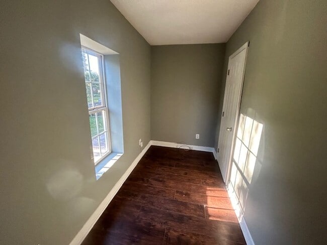 Building Photo - 3530 Beaumont Ave