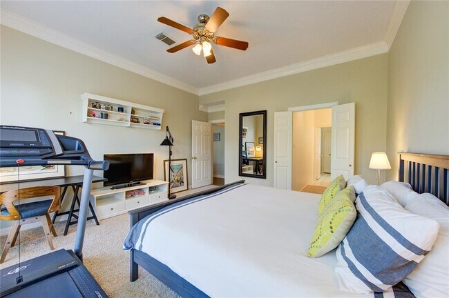 Building Photo - 5222 Summer Snow Dr