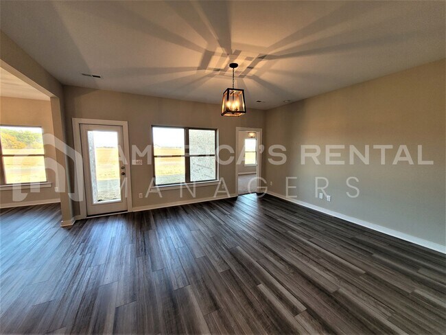 Building Photo - Home for Rent in Meridianville, AL!!! Avai...