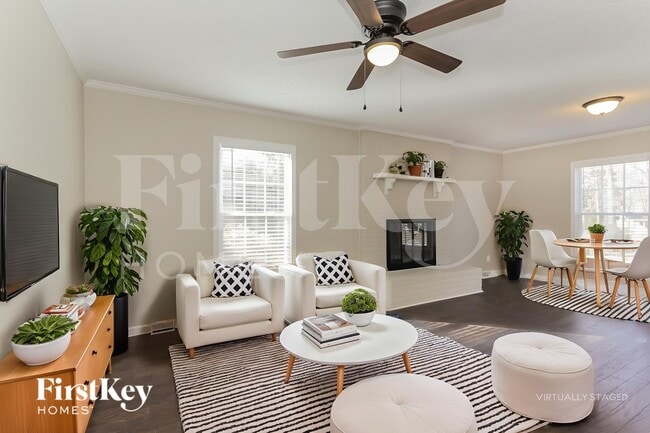 Building Photo - 10601 Parlor Rd