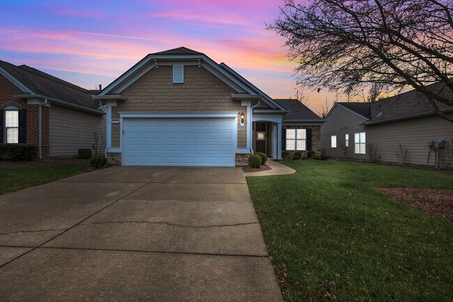 Building Photo - Del Webb Lake Providence Home