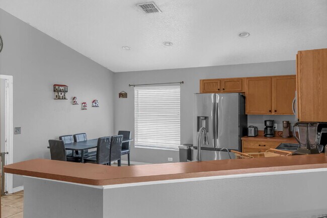 Building Photo - 2620 Willow Glen Cir