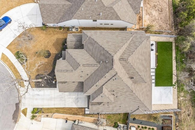 Building Photo - 325 Cumberland Cv