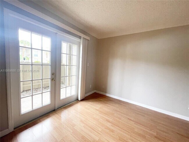 Building Photo - 395 Wymore Rd