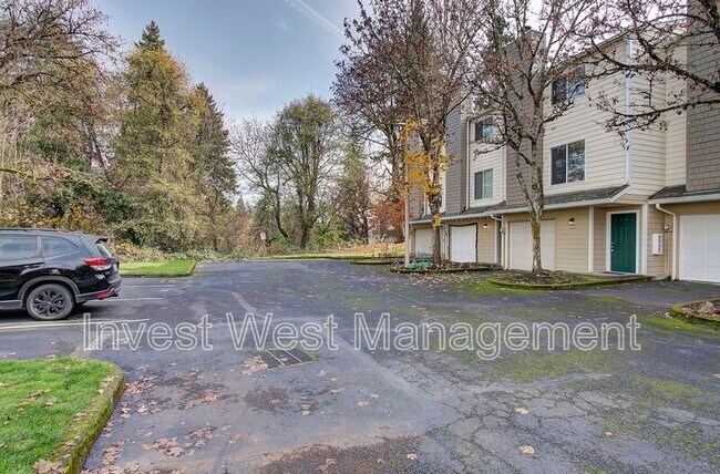 Building Photo - 13216 NE Salmon Creek Ave