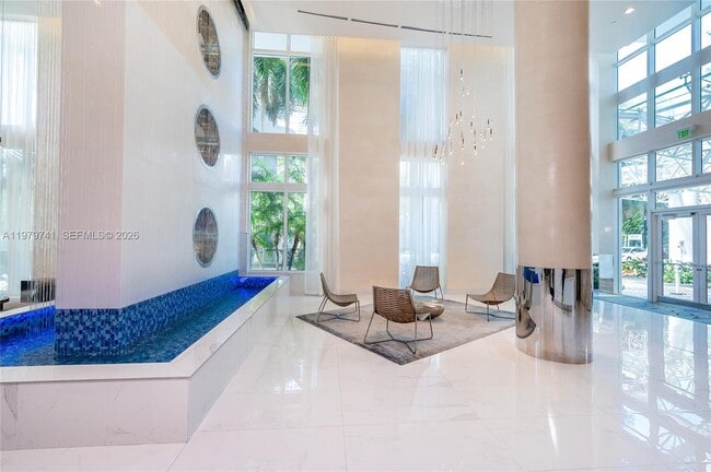 Building Photo - 41 SE 5th St