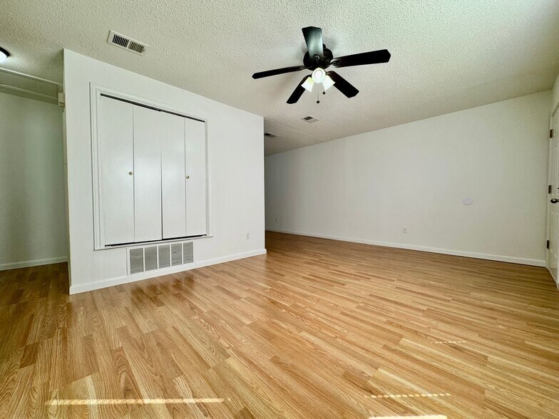 Building Photo - 306 Edmond St