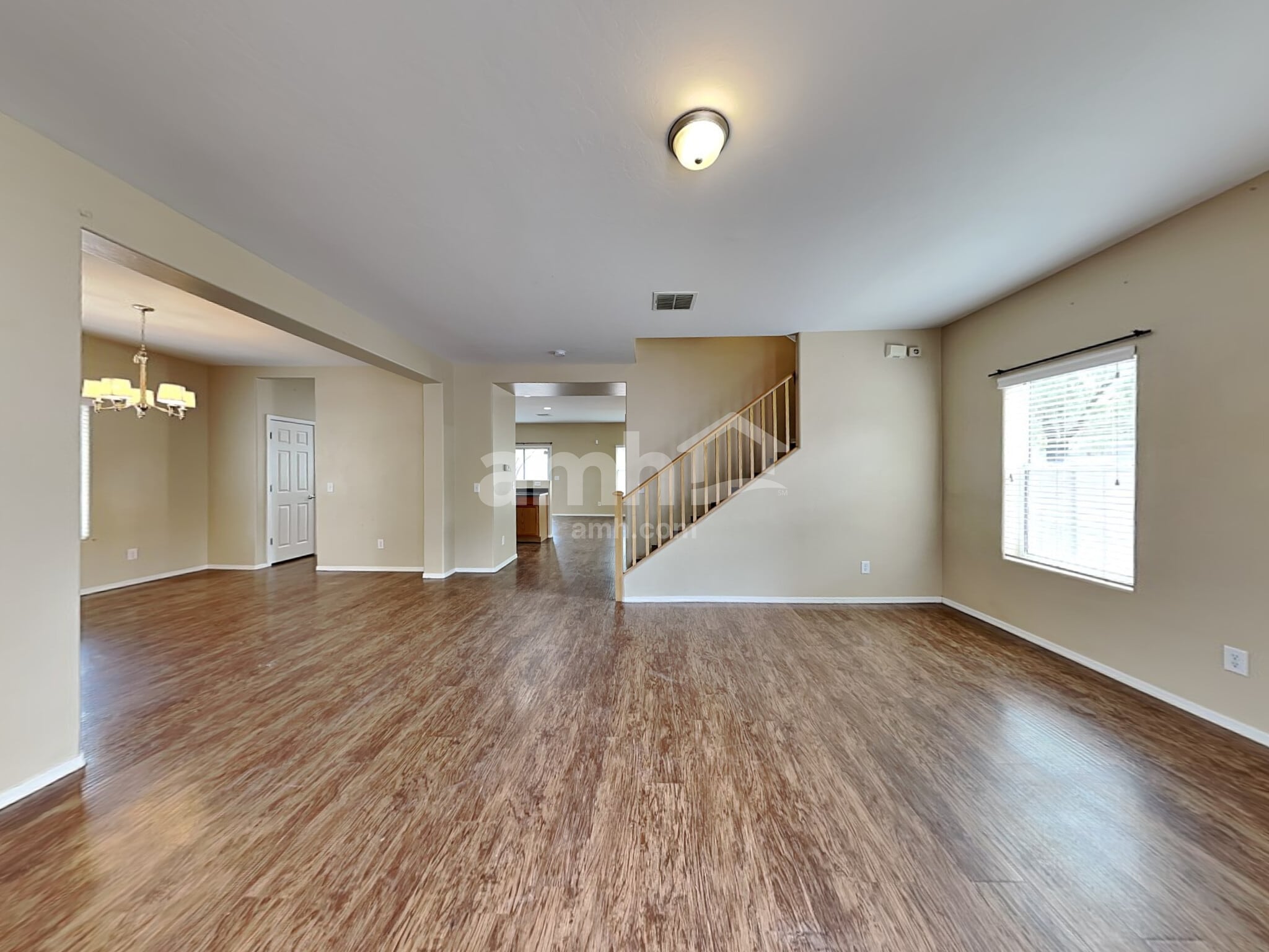 Building Photo - 6467 S Sunrise Valley Dr