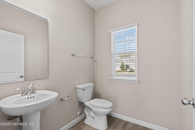 Building Photo - 1180 Beach Dune Dr