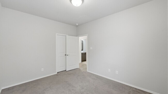 Building Photo - 2973 Coral Way