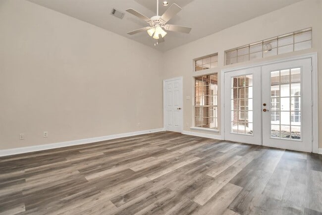 Building Photo - 4727 Cashel Castle Dr