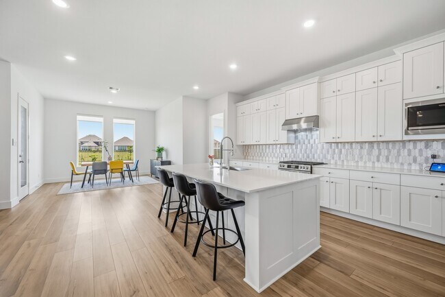 Building Photo - 31051 Sun Vly Dr