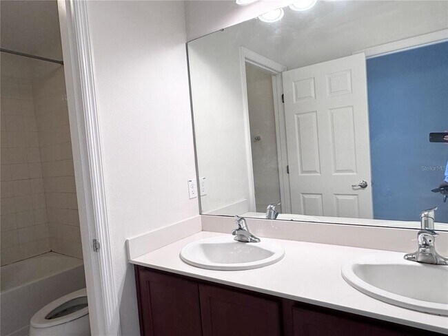 Building Photo - 3871 Gulf Shore Cir