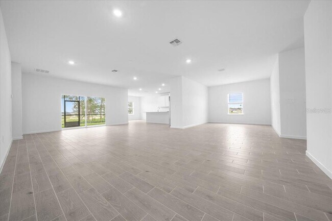 Building Photo - 8885 SW 68th Ter Rd