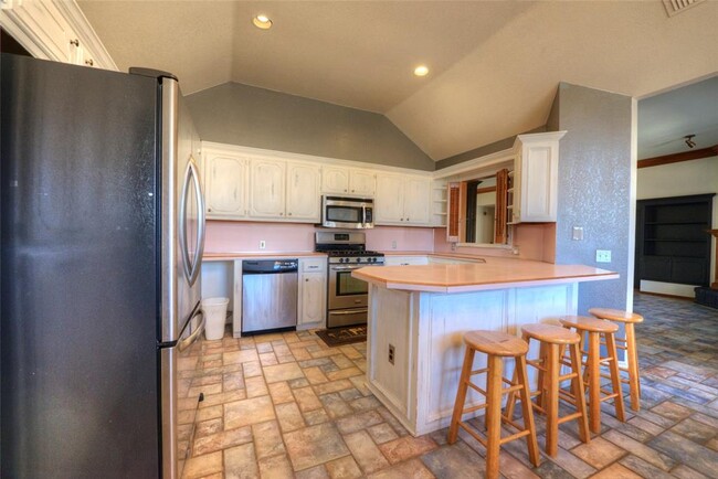Building Photo - 3117 SW 125th St