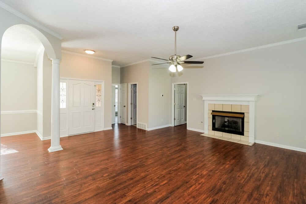 Building Photo - 288 Mayhurst Ln
