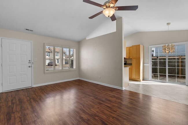 Building Photo - Just Listed in Virginia Beach – Move-In Ready!