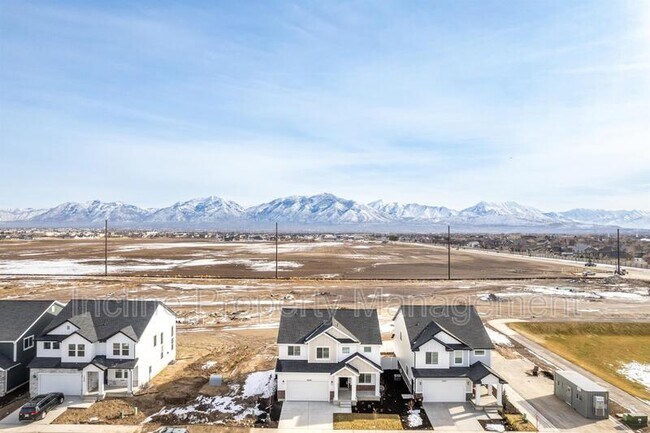 Building Photo - 12329 Boggs Wy