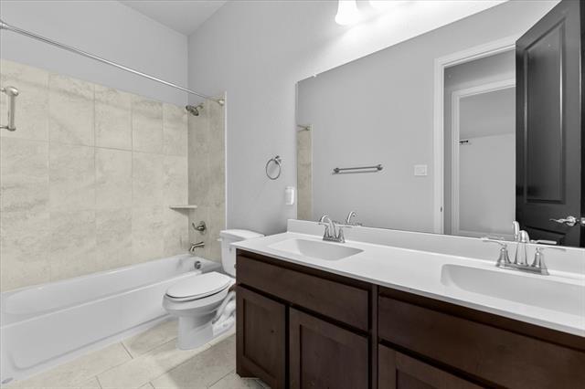 Building Photo - 6320 Starr Dr.