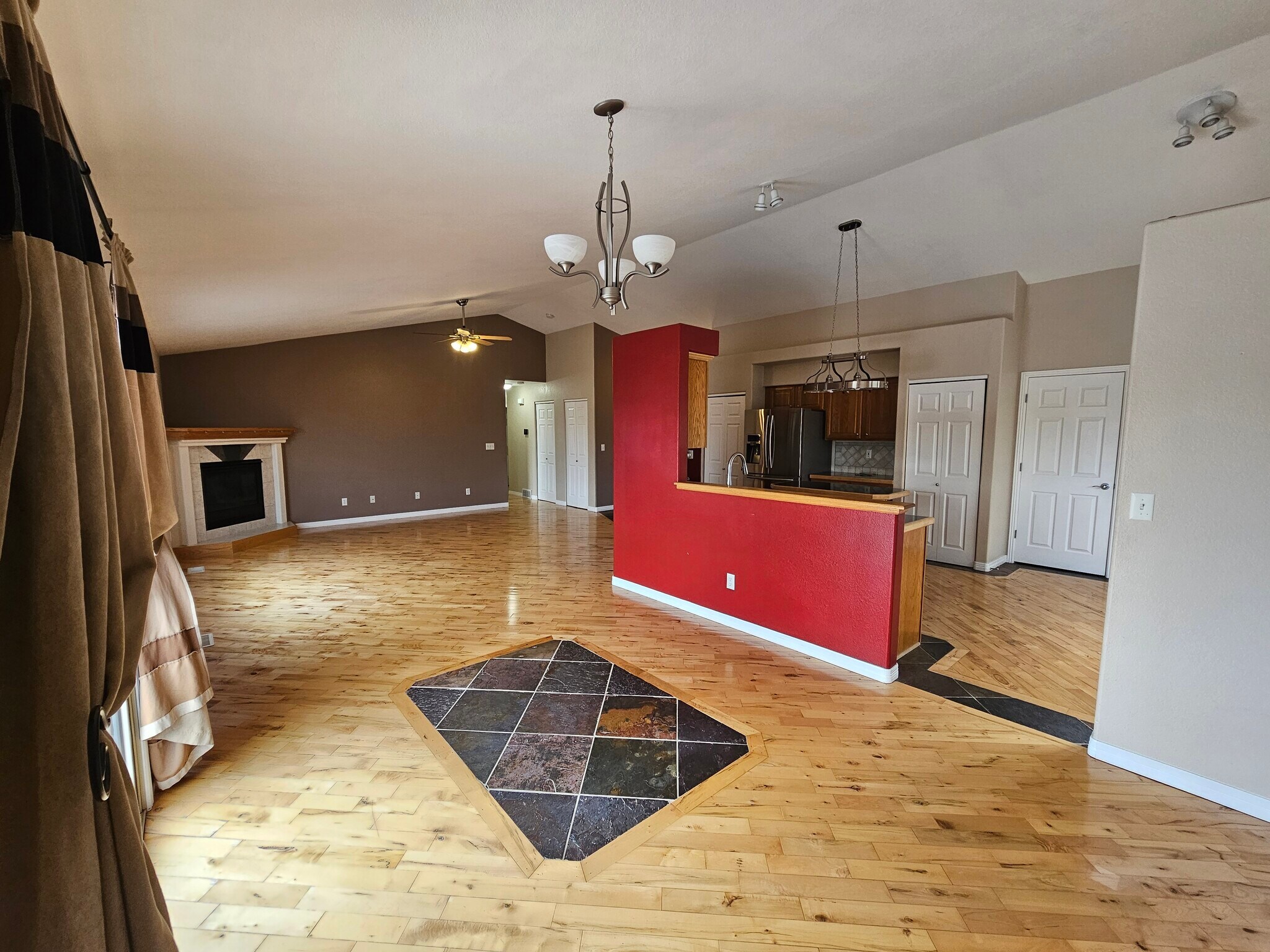 Building Photo - 1138 Lakecrest Ct