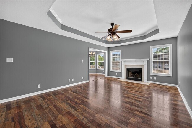 Building Photo - 3534 Southwood Dr