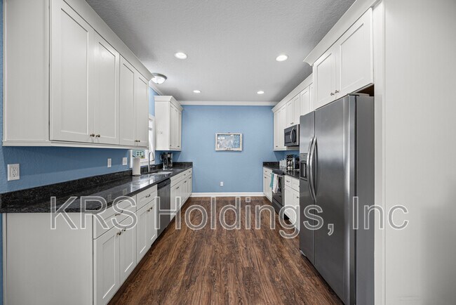 Building Photo - 9553 14th Bay St